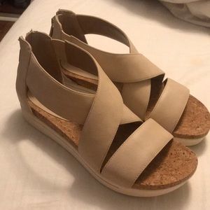 ADRIENE VITTADINI SPORT size 7:5 New